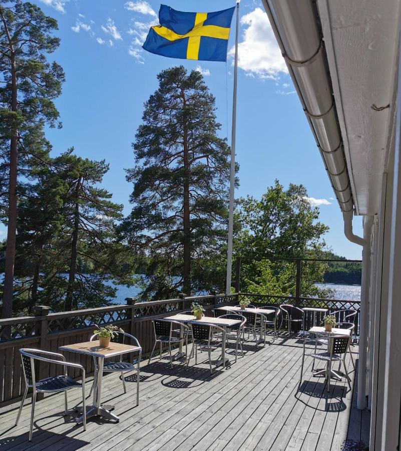 Varhaga Vandrarhem Sjuntorp Exterior photo